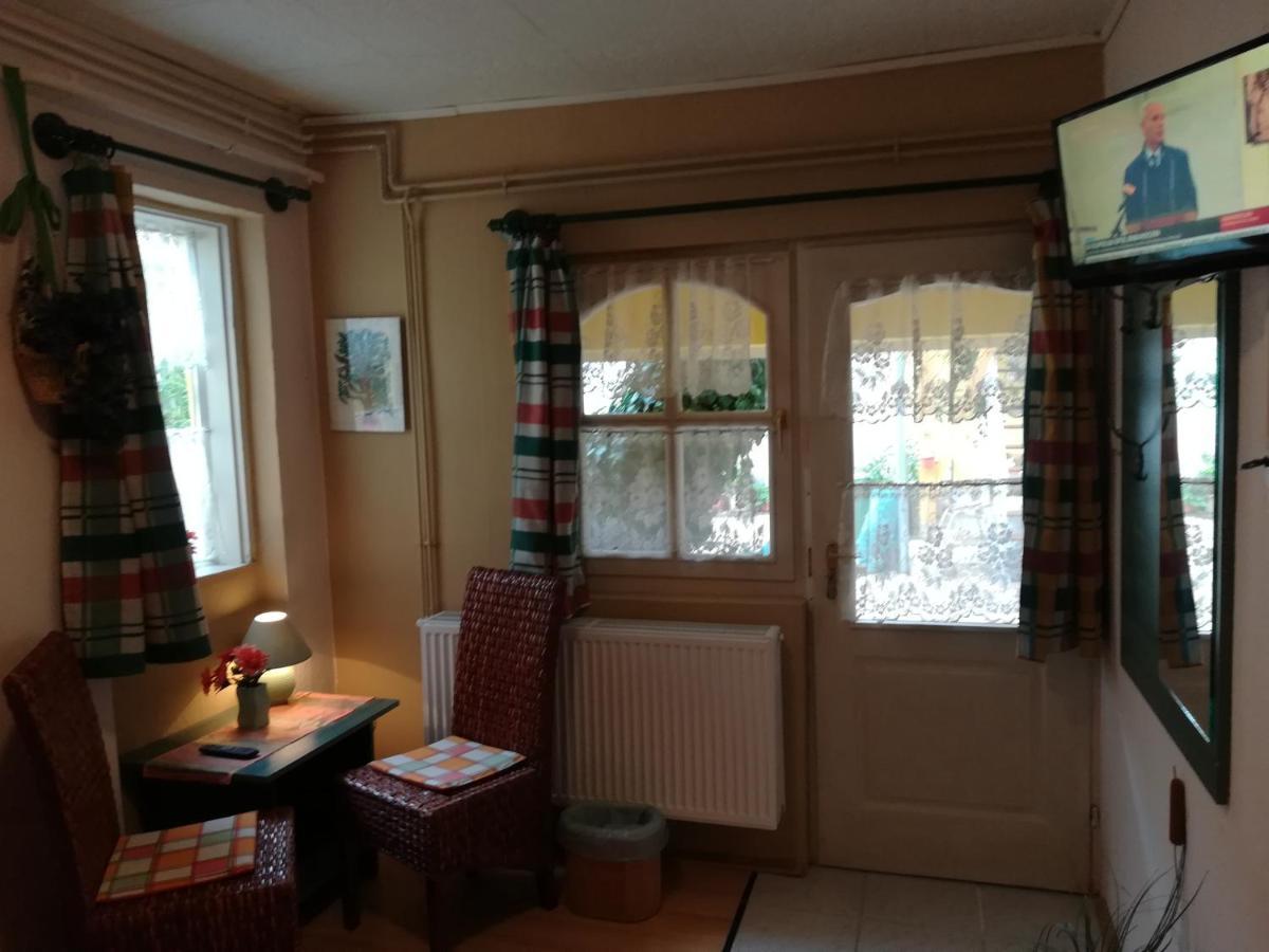 Castello Vendég és Apartmanház Eger Kültér fotó
