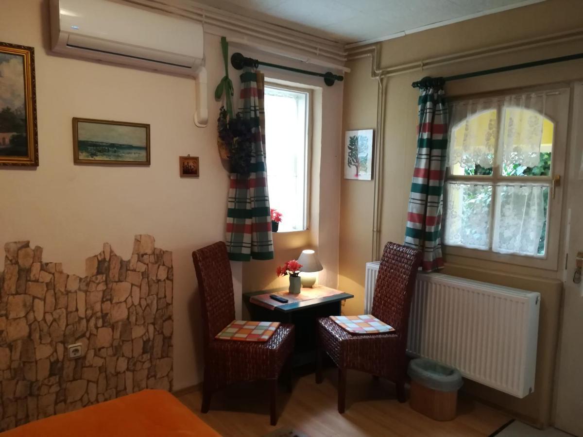 Castello Vendég és Apartmanház Eger Kültér fotó