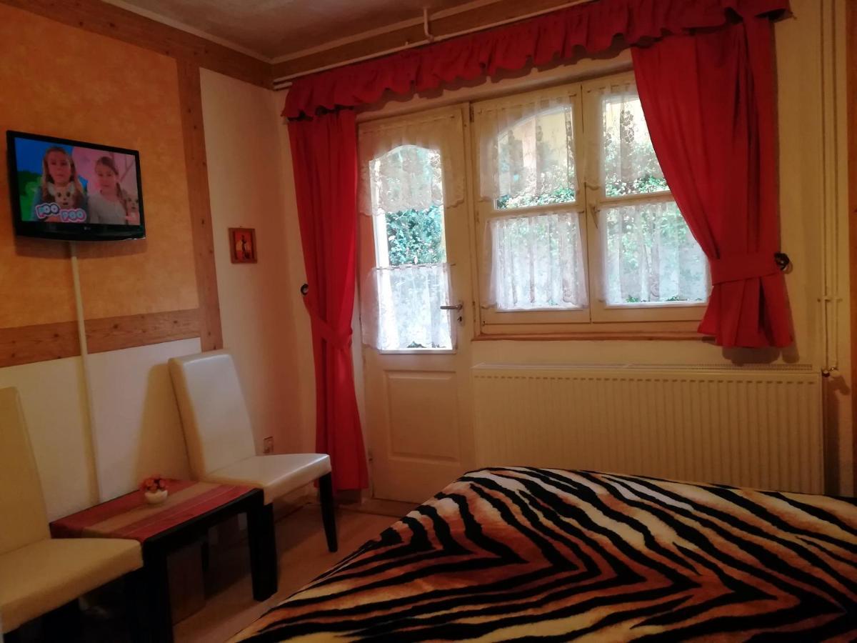 Castello Vendég és Apartmanház Eger Kültér fotó