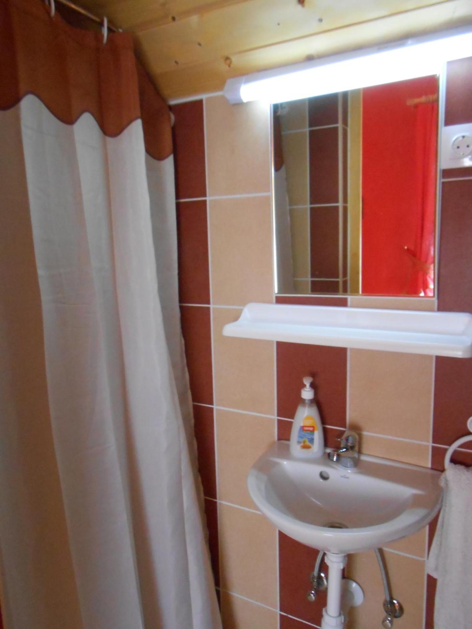 Castello Vendég és Apartmanház Eger Szoba fotó
